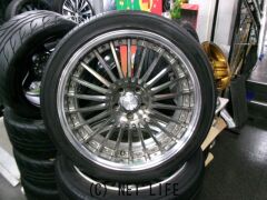 ホイール・タイヤ 20インチ ランベックLF1 2085+29 114.3-5・アドバンdB 24