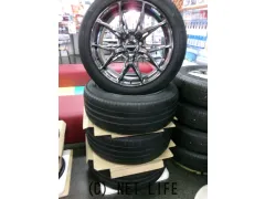 ホイール・タイヤ 18インチ　RAYS　ベルサスVV21S　1880+45　114.3-5・ミシュ