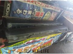 外装・エアロ UZZ40 SC 後期 純正 サイドステップ