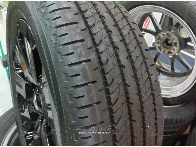 ホイール・タイヤ・デリカD5 18インチ タイヤホイルセット・ご