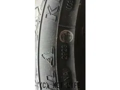 タイヤ 165/55R15インチ