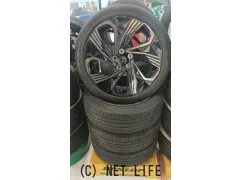 ホイール・タイヤ プリウス純正　19インチ　