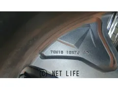 ホイール・タイヤ プリウス純正　19インチ　