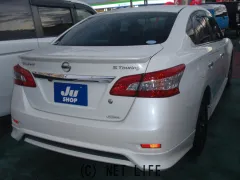 日産 シルフィ