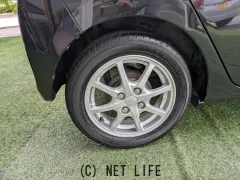 ダイハツ ミライース