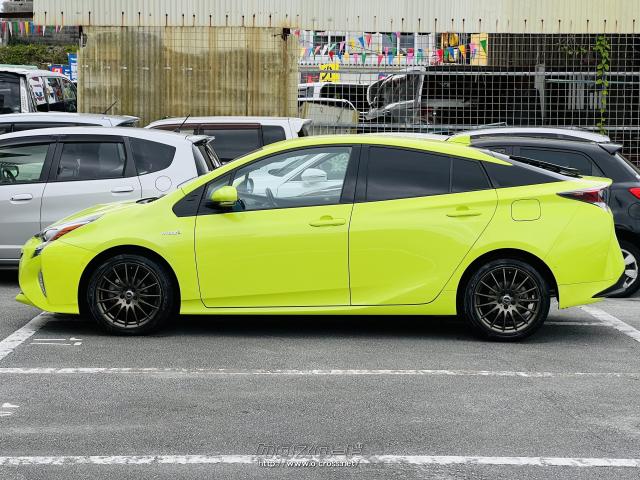 トヨタ プリウス