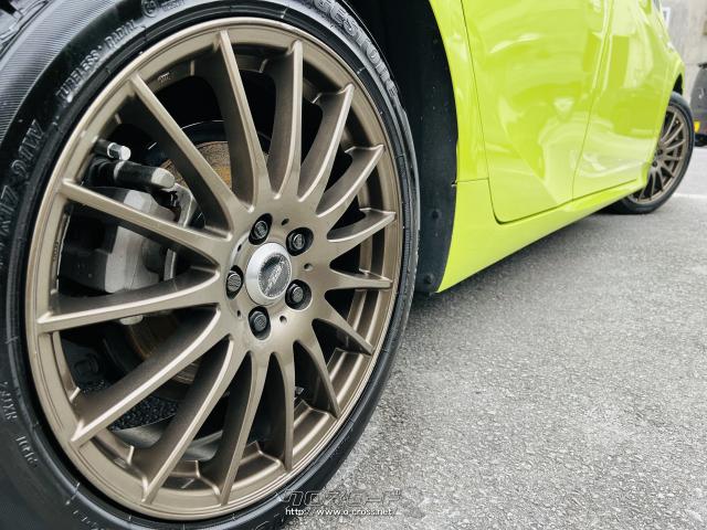 トヨタ プリウス