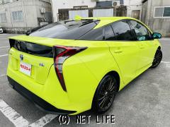 トヨタ プリウス