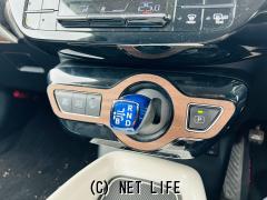 トヨタ プリウス