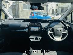 トヨタ プリウス