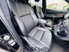 トヨタ ハリアーハイブリッド