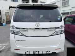 トヨタ ヴェルファイア