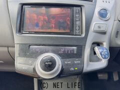 トヨタ プリウスα