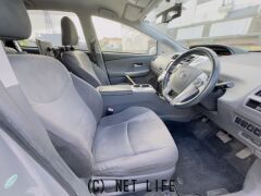 トヨタ プリウスα