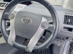 トヨタ プリウスα