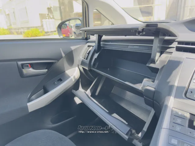 トヨタ プリウス