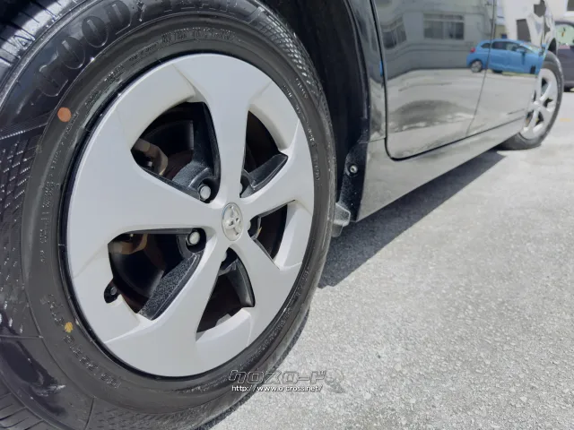 トヨタ プリウス