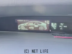 トヨタ プリウス