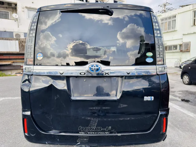 トヨタ ヴォクシー