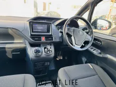 トヨタ ヴォクシー