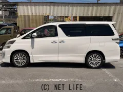 トヨタ ヴェルファイア