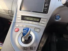 トヨタ プリウス