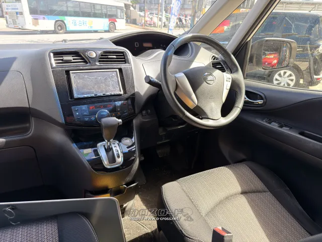 日産 セレナ