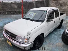 トヨタ ハイラックス