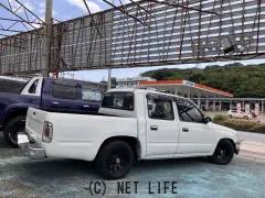 トヨタ ハイラックス