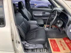 トヨタ ハイラックス