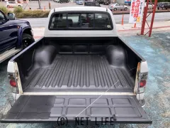 トヨタ ハイラックス