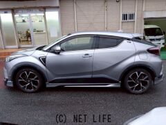 トヨタ C-HR