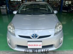 トヨタ プリウス