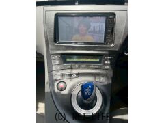 トヨタ プリウス