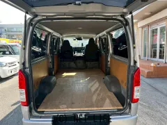 トヨタ ハイエースバン