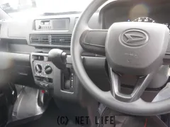 ダイハツ ハイゼットカーゴ