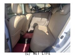 ダイハツ ミライース