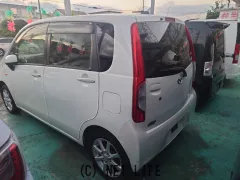 ダイハツ ムーヴ