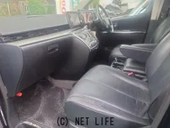 日産 エルグランド