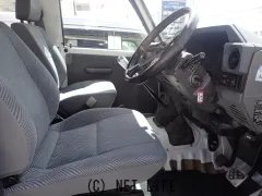 トヨタ ランドクルーザー70