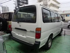 トヨタ ハイエース