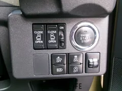 ダイハツ ウェイク