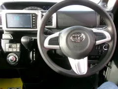 トヨタ ピクシスメガ