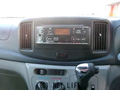 ダイハツ ミライース