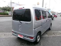 ダイハツ ハイゼットカーゴ
