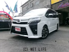 トヨタ ヴォクシー