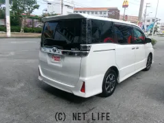 トヨタ ヴォクシー