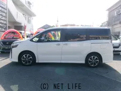 トヨタ ヴォクシー
