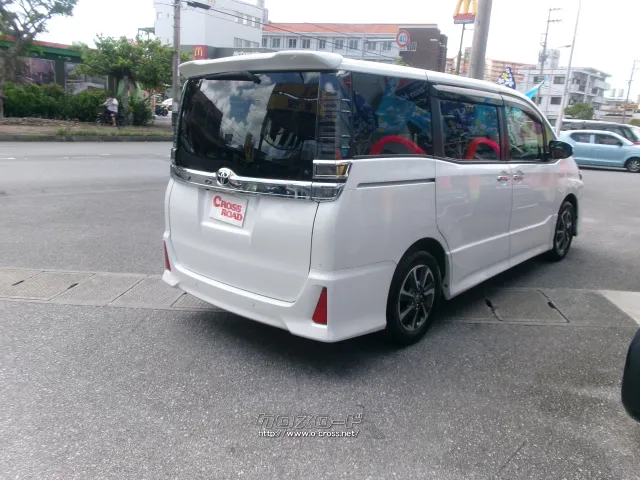 トヨタ ヴォクシー