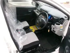 ダイハツ ミライース